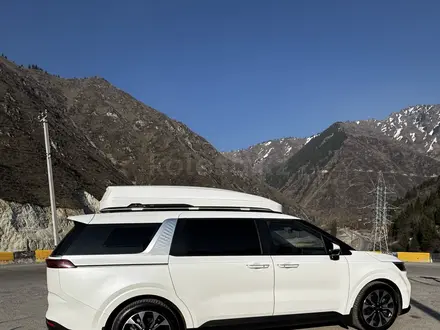 Kia Carnival 2022 года за 20 800 000 тг. в Алматы – фото 4