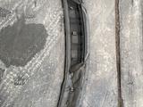 Ветровая панель, жабо на Мазда левый руль за 10 000 тг. в Караганда – фото 2