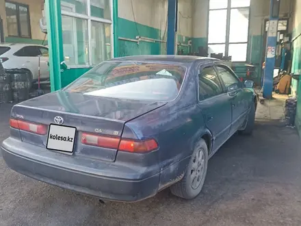 Toyota Camry 1997 года за 2 150 000 тг. в Алматы – фото 3