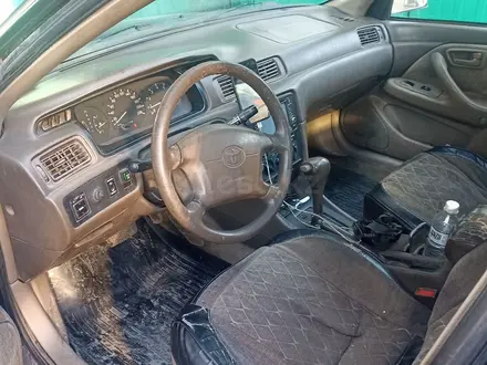 Toyota Camry 1997 года за 2 150 000 тг. в Алматы – фото 4