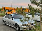 BMW 530 2000 годаүшін3 750 000 тг. в Шымкент – фото 2