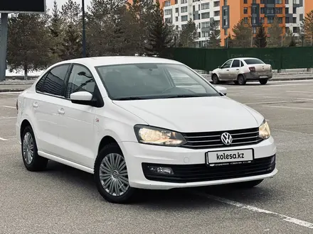 Volkswagen Polo 2018 года за 6 700 000 тг. в Астана – фото 2
