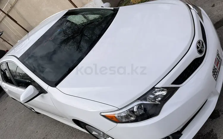 Toyota Camry 2014 годаfor9 200 000 тг. в Шымкент