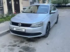 Volkswagen Jetta, 2013