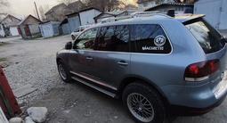 Volkswagen Touareg 2008 года за 6 400 000 тг. в Алматы – фото 4