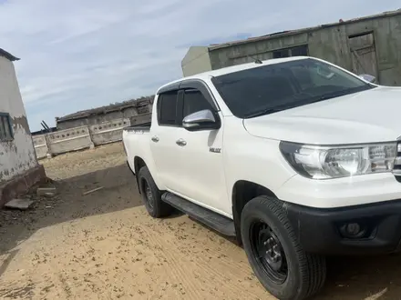 Toyota Hilux 2017 года за 13 000 000 тг. в Актобе