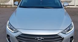 Hyundai Elantra 2018 года за 8 600 000 тг. в Петропавловск – фото 3