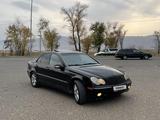 Mercedes-Benz C 320 2002 года за 2 900 000 тг. в Алматы – фото 2