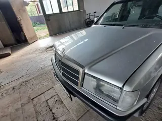 Mercedes-Benz 190
