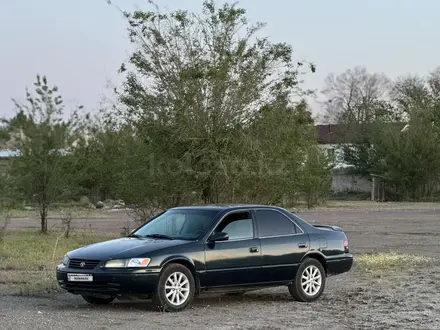 Toyota Camry 1999 года за 2 100 000 тг. в Талдыкорган – фото 20