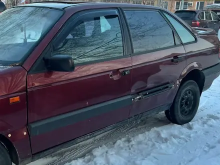 Volkswagen Passat 1991 года за 1 100 000 тг. в Караганда – фото 2