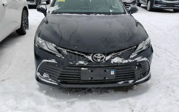 Toyota Camry 2023 года за 15 300 000 тг. в Шымкент