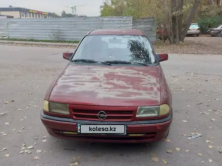 Opel Astra 1991 года за 500 000 тг. в Алматы – фото 2