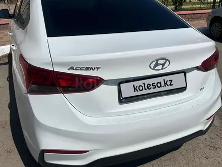 Hyundai Accent 2019 года за 6 500 000 тг. в Костанай – фото 4