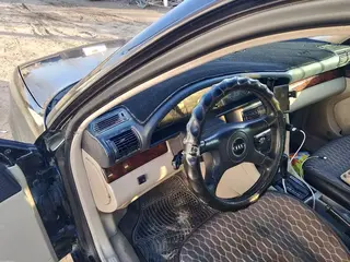 Audi 100