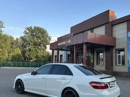 Mercedes-Benz E 200 2011 года за 7 600 000 тг. в Алматы – фото 5