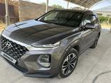 Hyundai Santa Fe 2019 года за 12 500 000 тг. в Шымкент