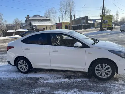 Hyundai Accent 2021 года за 6 500 000 тг. в Астана – фото 4