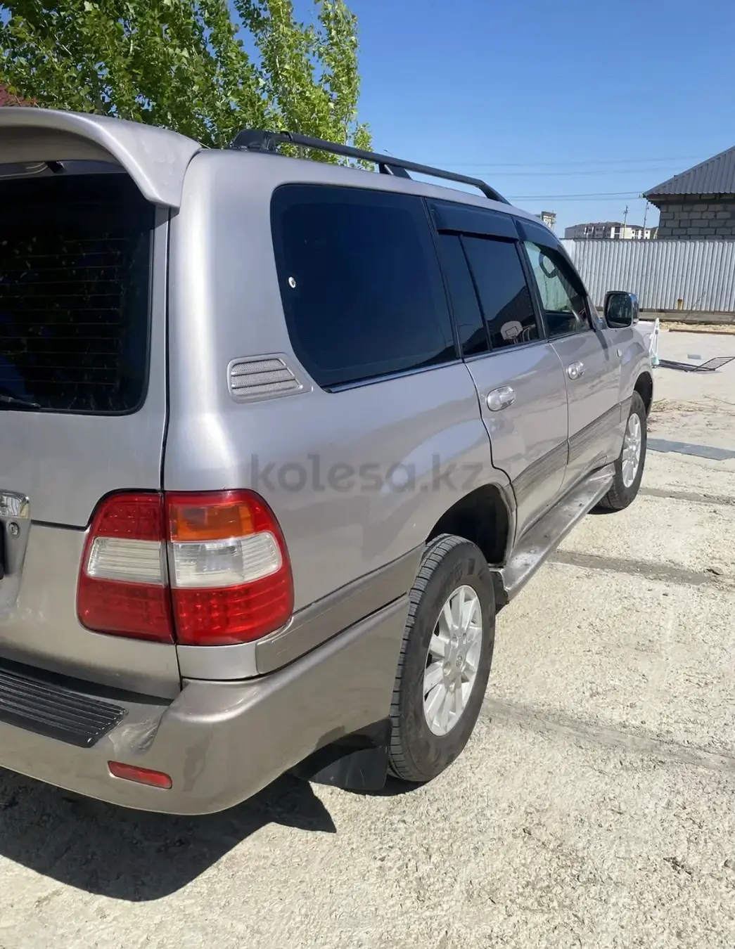 Toyota Land Cruiser, 2004