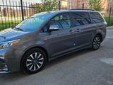 Toyota Sienna 2018 года за 20 000 000 тг. в Шымкент – фото 2