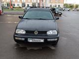 Volkswagen Golf 1993 годаfor1 900 000 тг. в Кокшетау