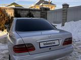 Mercedes-Benz E 280 2000 годаfor5 000 000 тг. в Алматы – фото 3