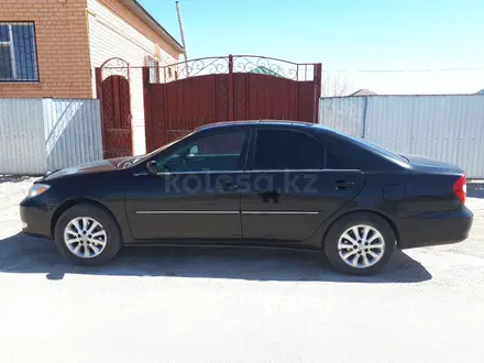 Toyota Camry 2004 года за 4 000 000 тг. в Кызылорда – фото 2