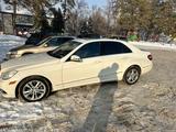 Mercedes-Benz E 350 2010 годаүшін8 500 000 тг. в Алматы – фото 2