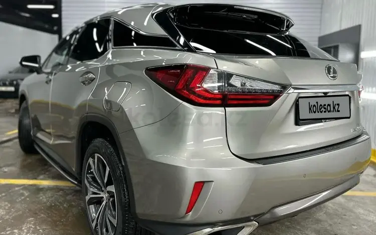 Lexus RX 350 2017 годаfor14 000 000 тг. в Алматы