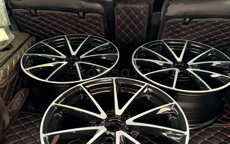 Комплект дисков с резиной R17 за 150 000 тг. в Павлодар