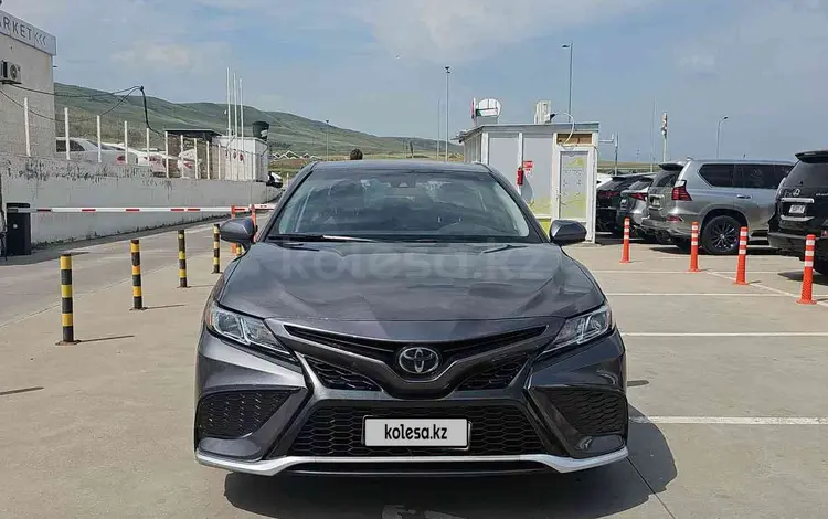 Toyota Camry 2020 годаүшін8 300 000 тг. в Алматы