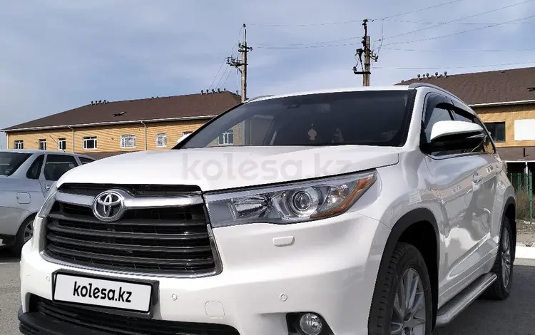 Toyota Highlander 2014 года за 15 900 000 тг. в Караганда