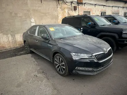 Skoda Superb 2024 года за 14 300 000 тг. в Алматы – фото 2