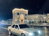 Mercedes-Benz E 320 1993 года за 2 600 000 тг. в Астана – фото 2