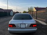Mercedes-Benz E 320 1996 года за 2 500 000 тг. в Балхаш – фото 4