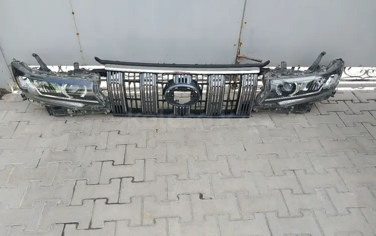 Фары передние за 5 000 тг. в Астана