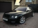 Bentley Continental Flying Spur 2006 года за 18 700 000 тг. в Караганда