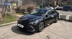 Toyota Camry 2023 года за 15 500 000 тг. в Алматы – фото 3