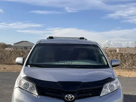 Toyota Sienna 2015 года за 12 500 000 тг. в Актобе