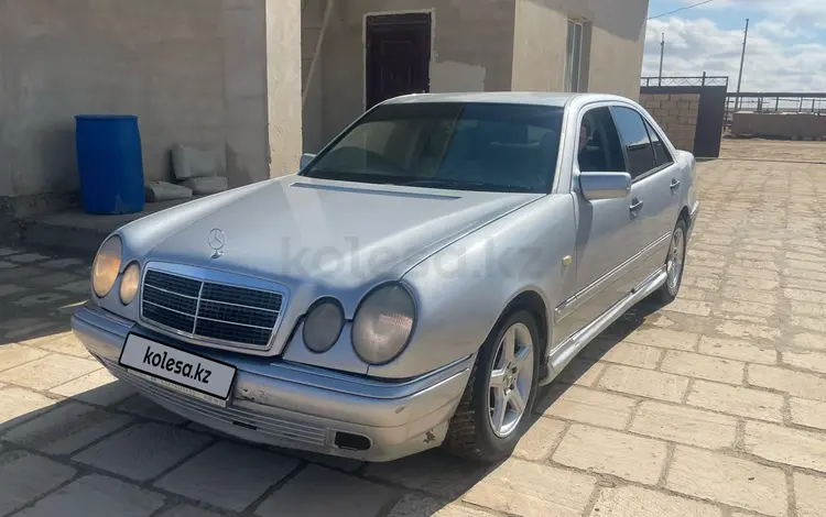 Mercedes-Benz E 230 1995 года за 1 800 000 тг. в Жанаозен