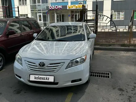 Toyota Camry 2007 года за 6 000 000 тг. в Алматы – фото 2