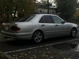 Mercedes-Benz E 430 1995 года за 3 600 000 тг. в Алматы – фото 4