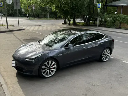 Tesla Model 3 2018 года за 10 000 000 тг. в Алматы – фото 6