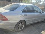 Mercedes-Benz C 180 2000 годаүшін850 000 тг. в Атырау – фото 3