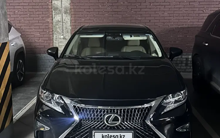 Lexus ES 350 2013 года за 8 900 000 тг. в Атырау