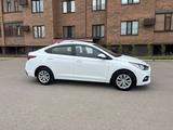 Hyundai Accent 2019 года за 6 350 000 тг. в Актобе – фото 4