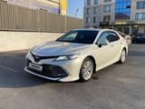 Toyota Camry 2020 года за 14 100 000 тг. в Шымкент