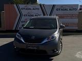 Toyota Sienna 2013 года за 9 800 000 тг. в Актобе – фото 2