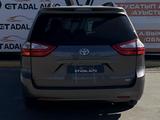 Toyota Sienna 2013 года за 9 800 000 тг. в Актобе – фото 4
