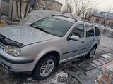 Volkswagen Golf 2002 годаүшін4 200 000 тг. в Караганда